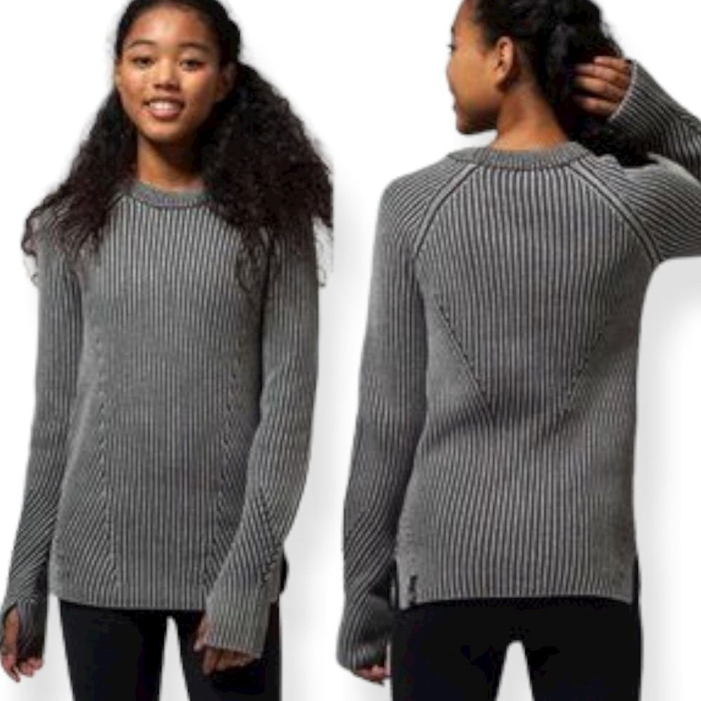 Lululemon Ivivaa Black & White Ribbed Long Sleeve Pullover Youth SZ 14
